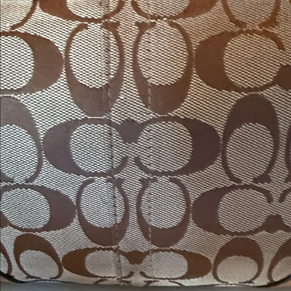Coach Tan and Brown Signature Shoulder Bag Y2K - Picture 12 of 16